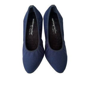 Walking Cradles Izzy Pointed Toe Pump 7.5W